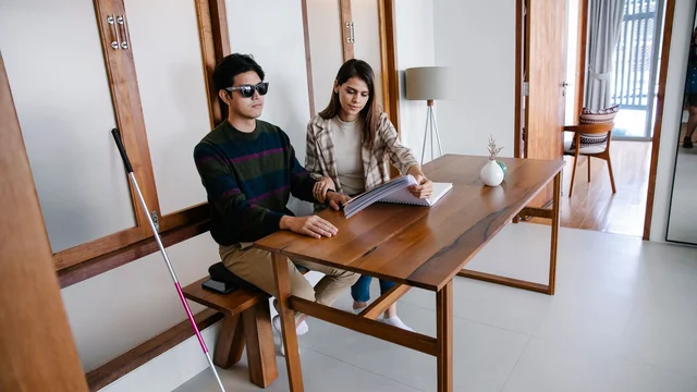 Iluminação Inclusiva: Como Garantir Acessibilidade em Eventos para Deficientes Visuais